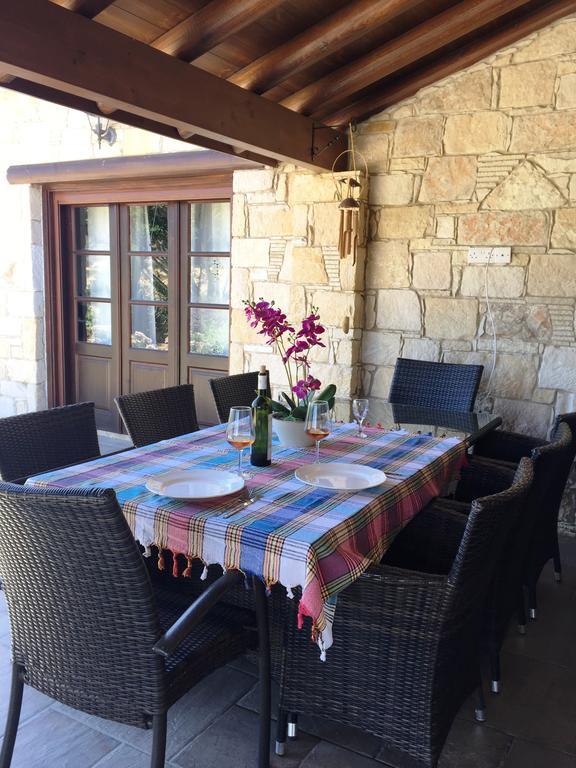 Paradise Traditional House Maroni Exterior photo