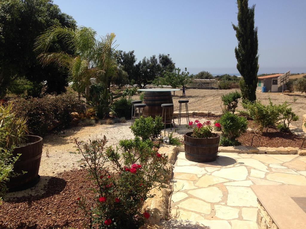 Paradise Traditional House Maroni Exterior photo