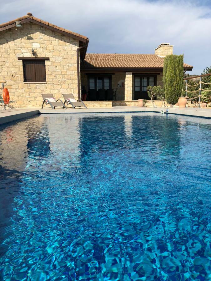 Paradise Traditional House Maroni Exterior photo